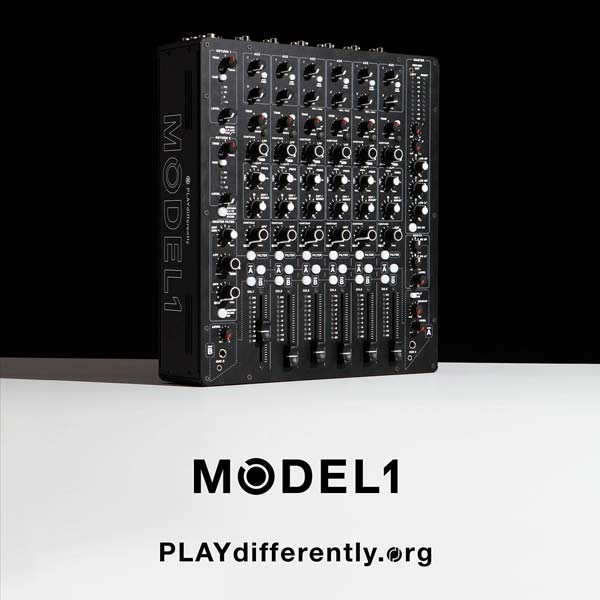 【人気物】送料無料! PLAY differently MODEL1.4 4チャンネル DJ ミキサー 極美品 ALLEN＆HEATH DJミキサー